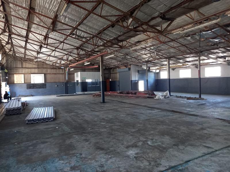 To Let commercial Property for Rent in Neave Industrial Eastern Cape